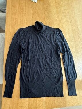 Hugo by Hugo Boss (Women's L)